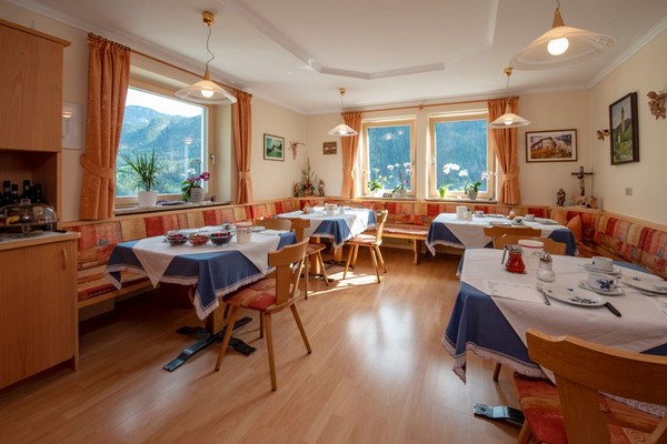 Das Frühstück B&B auf dem Bauernhof Rafreiderhof