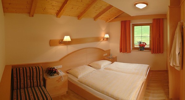 Foto vom Zimmer Ferienwohnungen Rabanser