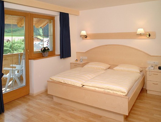 Foto vom Zimmer Ferienwohnungen Rabanser