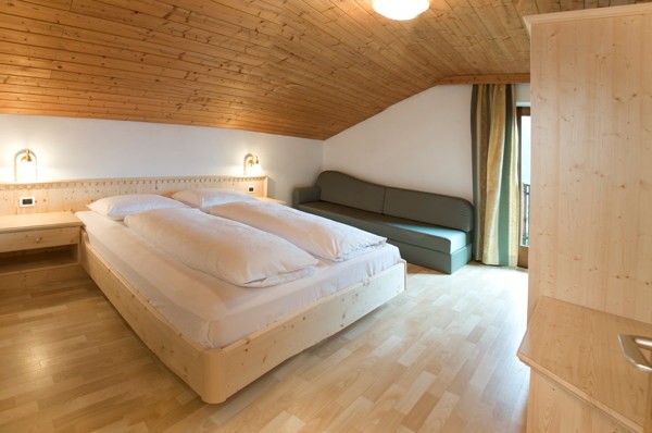 Foto vom Zimmer Ferienwohnungen Kirch-Neuhaus