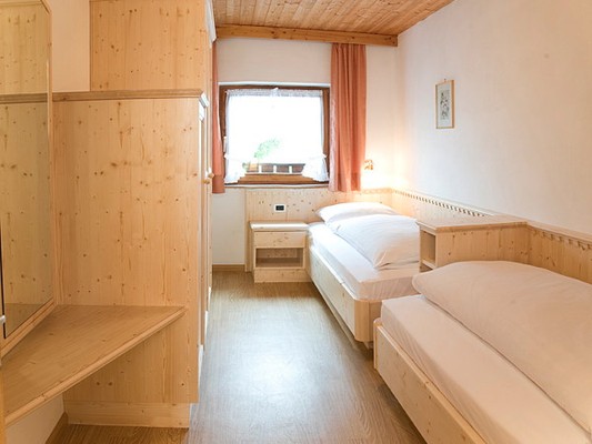 Foto vom Zimmer Ferienwohnungen Kirch-Neuhaus