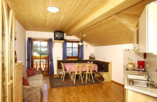 Foto der Küche Zehentnerhof