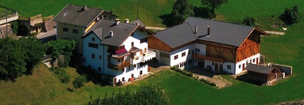 La posizione Gasthof (Albergo) Mittermühl Val di Funes