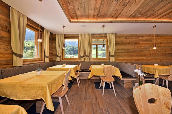 Il ristorante Val di Funes Proihof