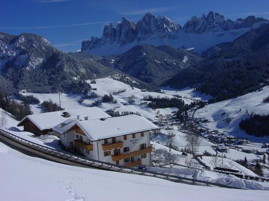 Photo exteriors Farmhouse apartments Pineiderhof