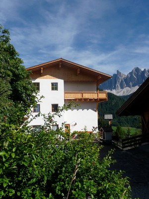 Foto esterno B&B + Appartamenti in agriturismo Putzerhof