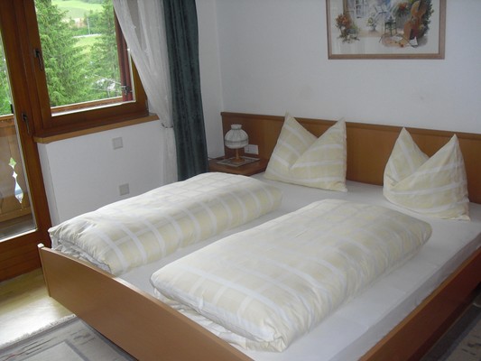 Foto vom Zimmer Ferienwohnungen Haus Reburg
