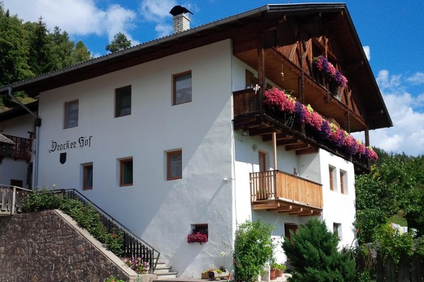 Photo exteriors Farmhouse apartments Drockerhof