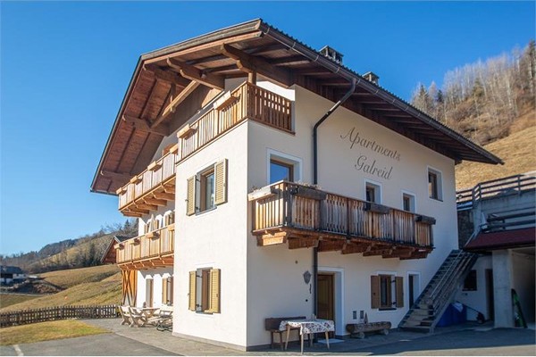 Foto Außenansicht Ferienwohnungen auf dem Bauernhof Galreidhof