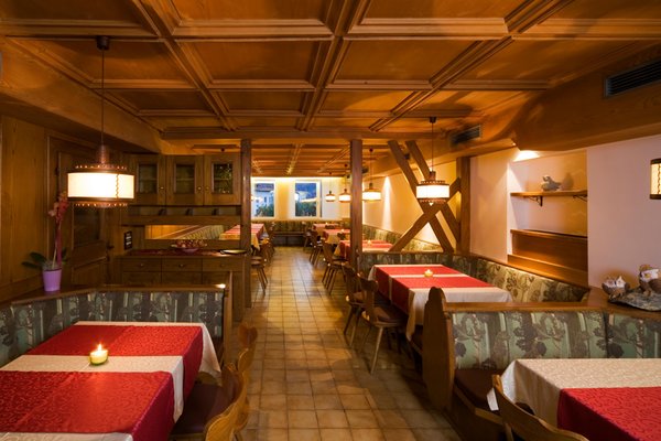 The restaurant Rasa / Raas (Naz - Sciaves / Natz - Schabs) Sylvanerhof