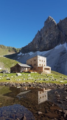 Foto esterno Rifugio Tribulaunhütte
