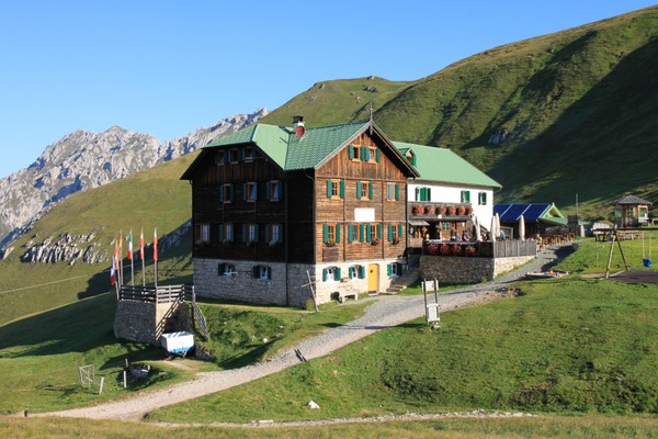 Foto Außenansicht Rifugio Genova / Schlüterhütte