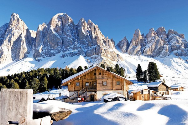 Foto esterno Rifugio delle Odle
