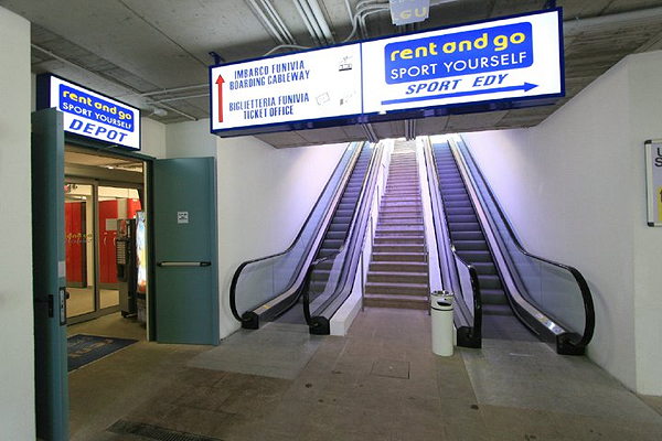 Foto esterno in inverno Sport Edy