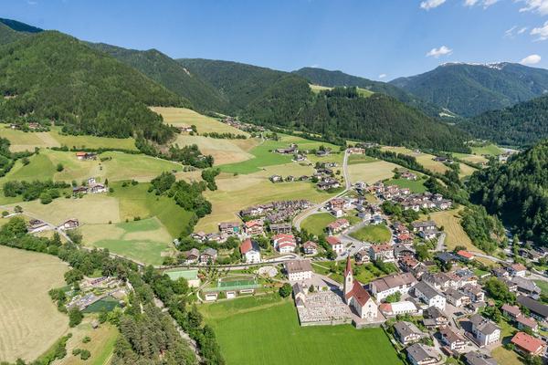 Typische Darstellung von Lüsen (Eisacktal)