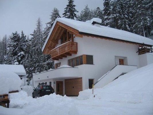 Foto Außenansicht Ferienwohnung Ciasa Arthur