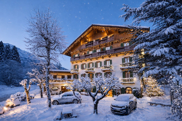 Foto Außenansicht Hotel Pontechiesa