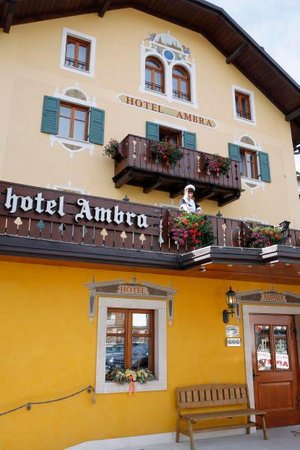 Foto estiva di presentazione Hotel Ambra