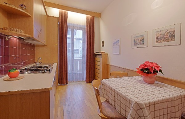Foto della cucina Haus - Casa Karbacher