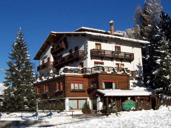 Foto invernale di presentazione Hotel Ciasa Lorenzi