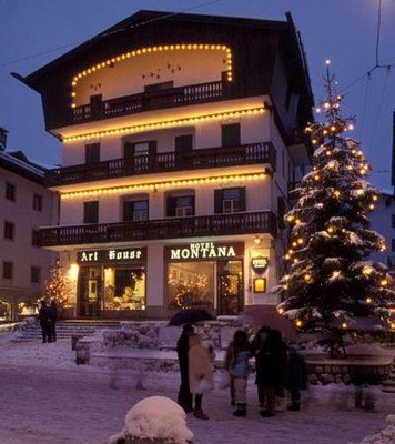 Photo exteriors B&B-Hotel Montana