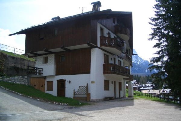 Foto esterno Appartamenti Siorpaes Mansueto