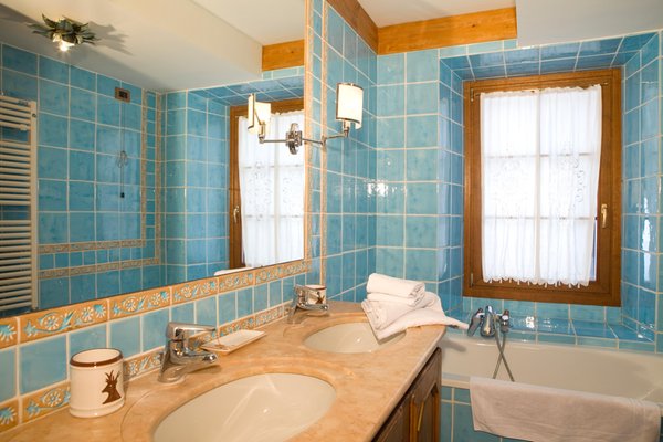 Foto del bagno Bed & Breakfast Oltres