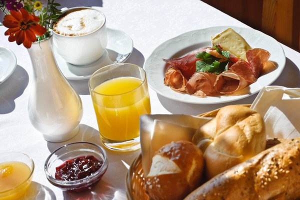 La colazione Helmhotel - Hotel 3 stelle sup.
