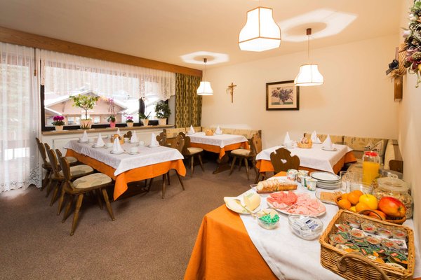 Das Frühstück Bed & Breakfast Ciasa Iris