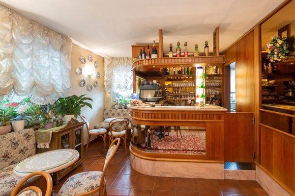 Photo of the bar B&B (Garni)-Hotel Letizia