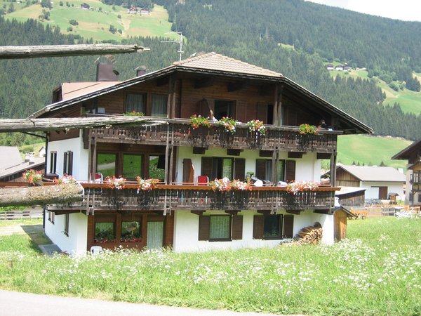 Foto esterno in estate Mangerhof