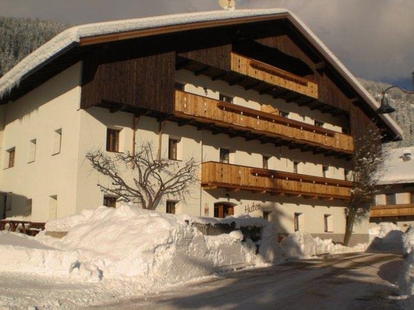 Foto invernale di presentazione Appartamenti in agriturismo Huterhof