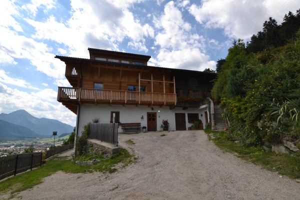 Photo exteriors Farmhouse apartments Schetererhof