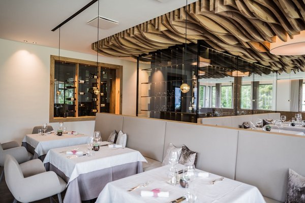 The restaurant Dobbiaco / Toblach Parkhotel  Bellevue