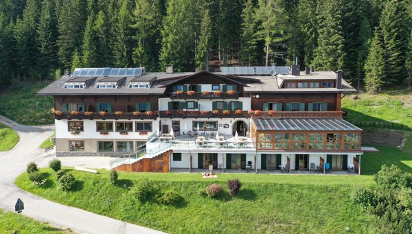 Photo exteriors Alpenhotel Ratsberg
