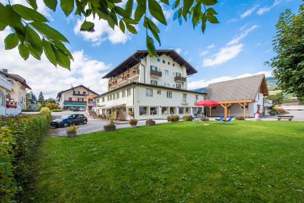 Foto esterno Hotel Nocker