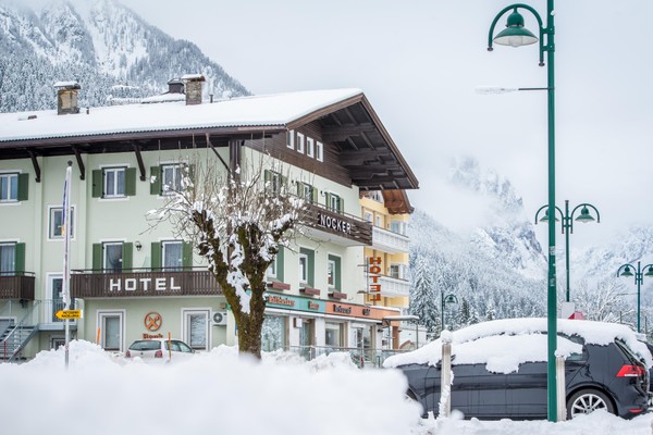 Photo exteriors Hotel Nocker