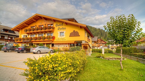 Foto esterno Hotel Serles