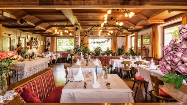 The restaurant Dobbiaco / Toblach Moritz