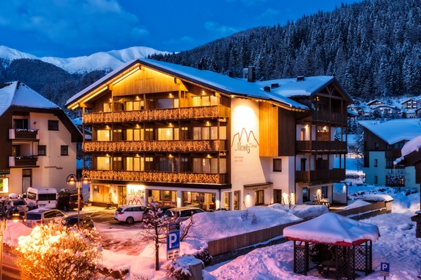 Foto esterno Hotel Moritz