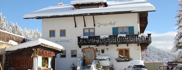 Foto esterno Pensione + Appartamenti Gasthof Jörgerhof
