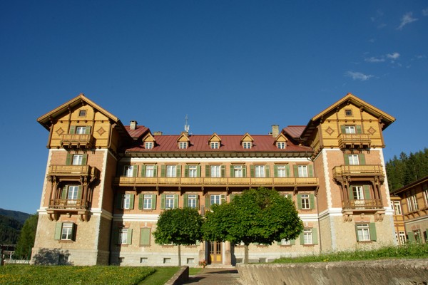 Photo exteriors Guesthouse - Cultural Center Gustav Mahler