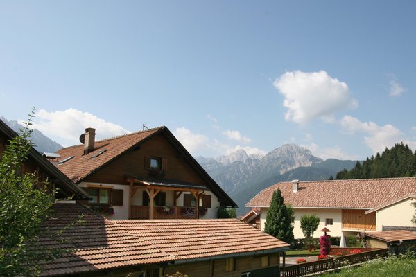 Foto esterno in estate Oberweberhof