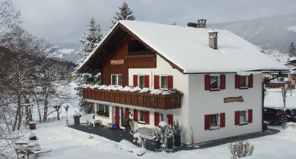 Foto invernale di presentazione Appartamenti Sieglinde