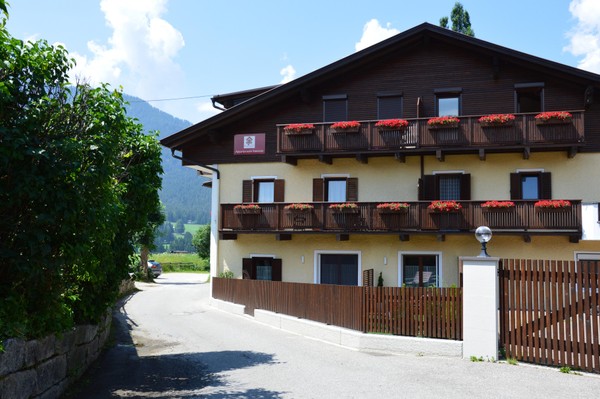 Foto esterno Appartamenti Rienzner
