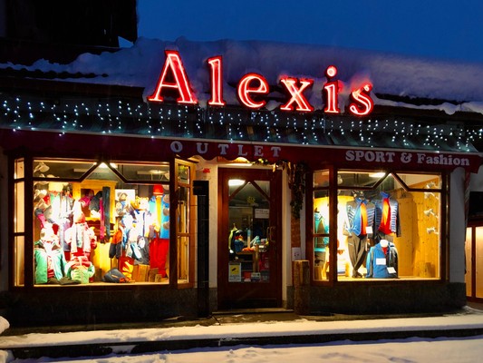 Foto esterno Negozio Alexis Sport & Fashion