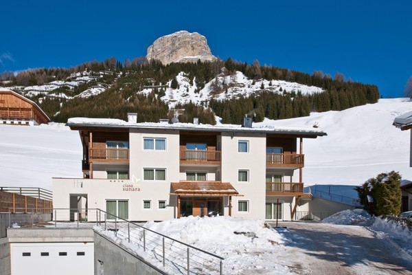 Foto Außenansicht Apartments Ciasa Sunara