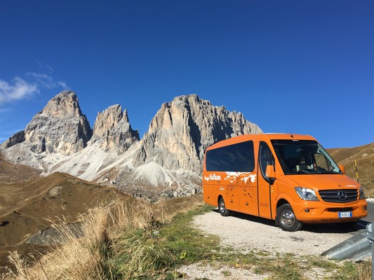 Taxi and Bus Viaggi Valfassa San Giovanni di Fassa - Mazzin