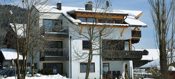 Foto invernale di presentazione Villa Rienzner - Appartamenti 3 soli