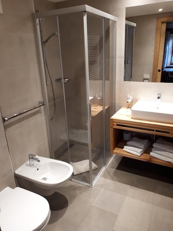 Foto del bagno Appartamenti in agriturismo Hirschenhof